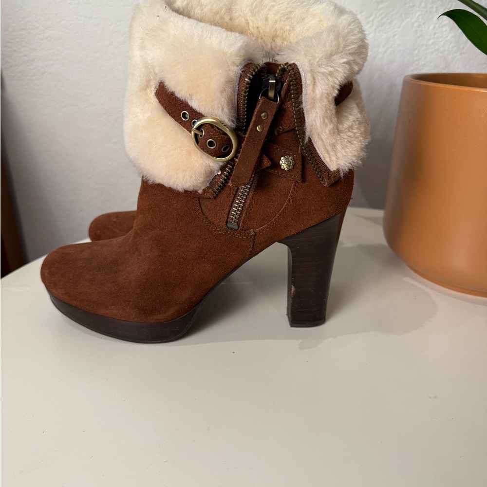 UGG Chestnut Suede Boots with Shearling Cuff - Picture 2 of 5